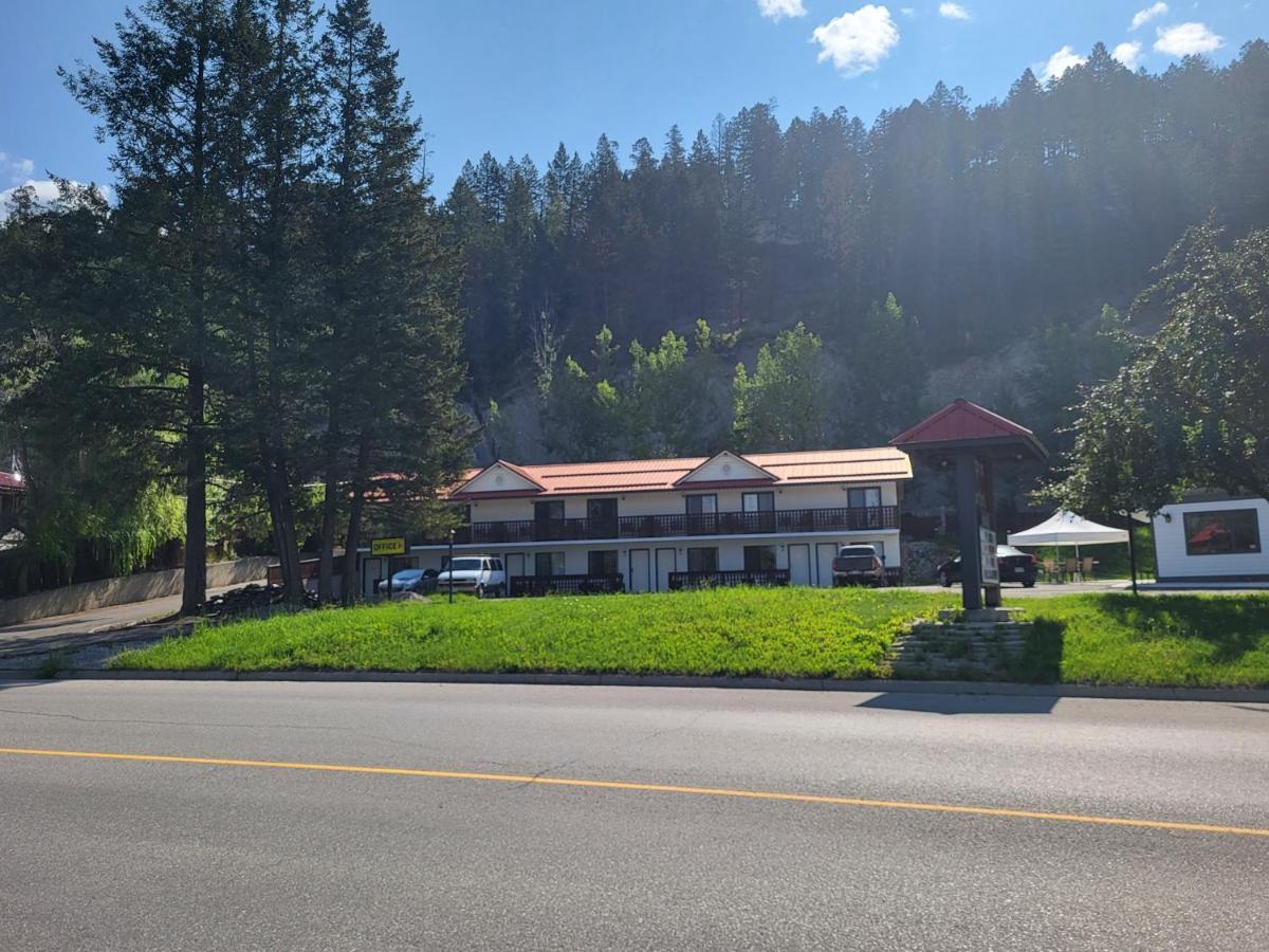 Alpen Motel Radium Hot Springs Exteriör bild