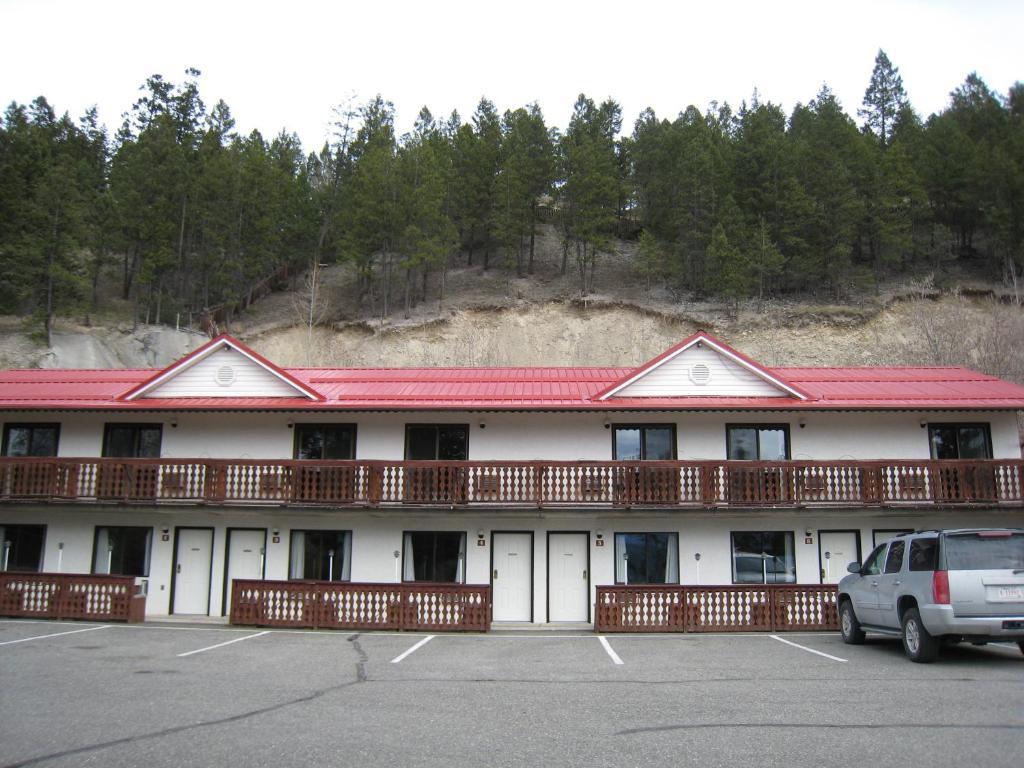 Alpen Motel Radium Hot Springs Exteriör bild